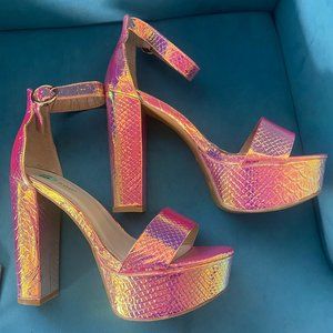BAMBOO Iridescent Snake Chunky Heels (8.5)